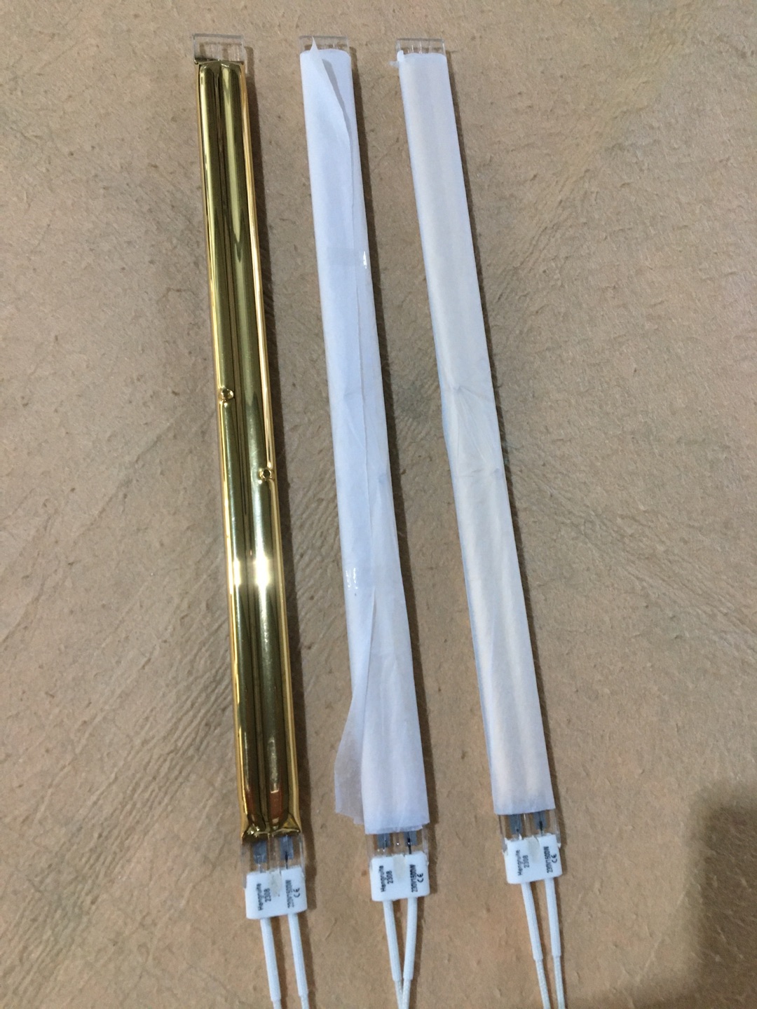 โคมไฟฮีตเตอร์คาร์บอนไฟเบอร์ 800 วัตต์ 240 โวลต์ IR OEM