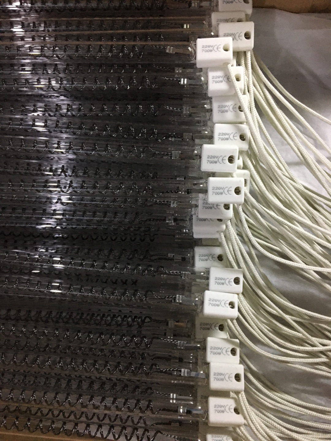 Half White Reflector Carbon Fiber Heating Lamp